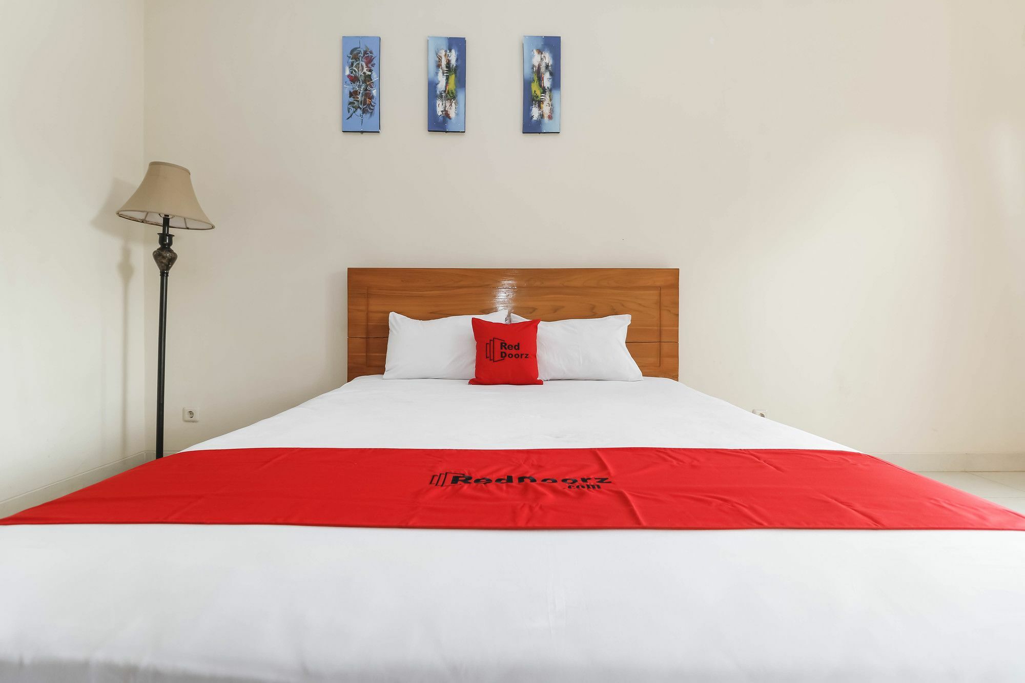 Wisma tamu Reddoorz Near Cibubur Junction 2*